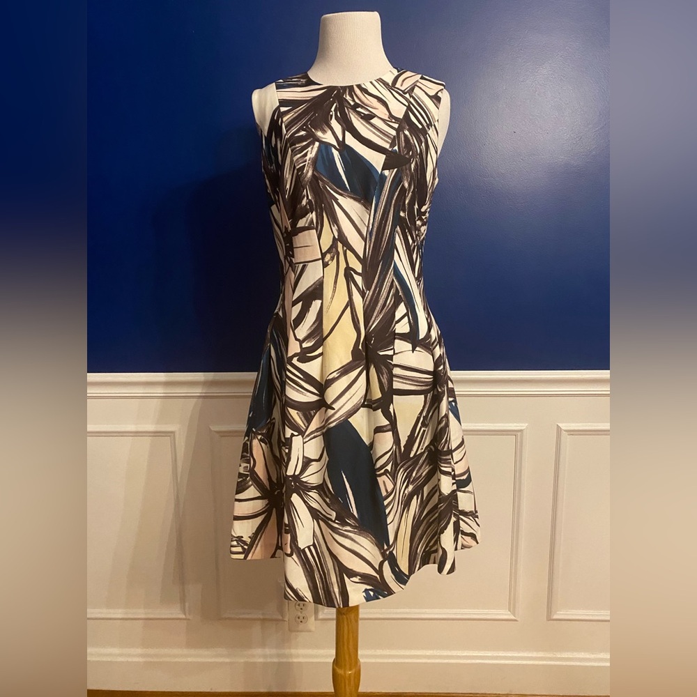 H & M one piece Dress with fabulous black white large floral print